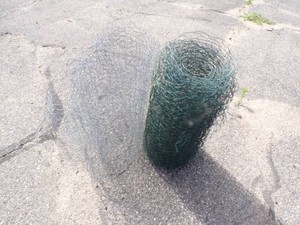 2 Roll of Chicken Netting Wire