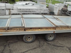 25 Wide Gabel End Window 3 Pieces with Crank outs and Screens