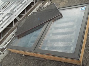 Double Crank out Window with Screens 4 x 5