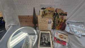 Post Card and Decorative Lot