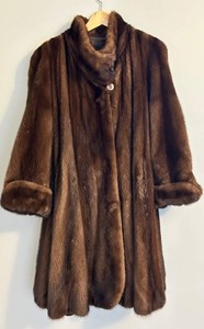 SAGA Mink Ranch Mink Coat Size LXL