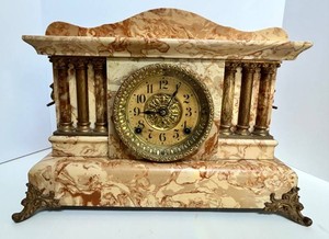 Vintage Seth Thomas Mantel Clock With Key & Pendulum