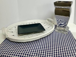 White Woven Ceramic Italian Tray, Mirrored Vase & Black Tray Mixed Lot