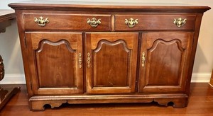 Thomasville Sideboard Buffet Cabinet 55 X 18 X 35 in