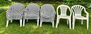Plastic Patio Chairs With 4 Covers (Lot of 5)