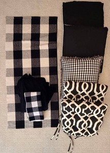 Black & White Home Decor Textiles Mixed Lot - Runner, Pillows & Tablecloth