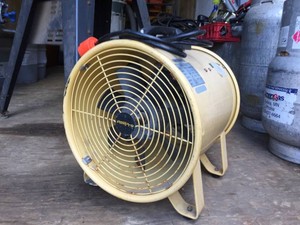 Flow-Pro #39012 Portable VentilatorFan - Powers On