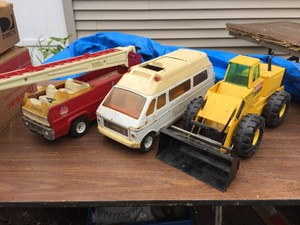 3 Tonka Trucks