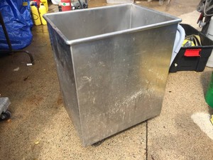 Stainless Steel - Rolling Bin 16 x 21 x 26