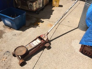Floor Jack - Went Up & Down As Intended