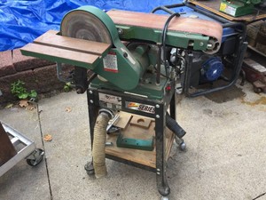 GRIZZLY 6 Belt9 Disc Sander on Rolling Cart