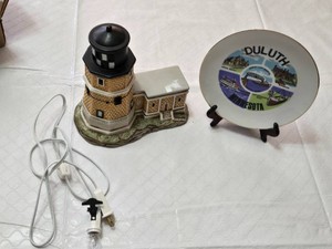 Split Rock Lighthouse Lamp and Duluth Souvenir Plate