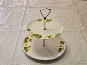 Lefton Two-Tier Porcelain Serving Stand 4120