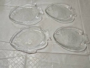 Set of 4 Clear Glass Fish-Shaped Plates