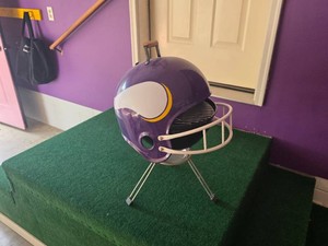 Minnesota Vikings Helmet Grill by the Helmet Outfitters - Unused