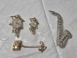 Lot of Vintage Jewelry Brooches Cuckoo Clocks, Saxophone, and Telephone - Avon