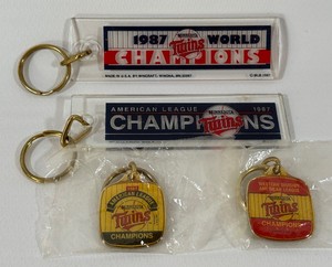 (4) 1987 World Series Champions Minnesota Twins Vintage Key Chains