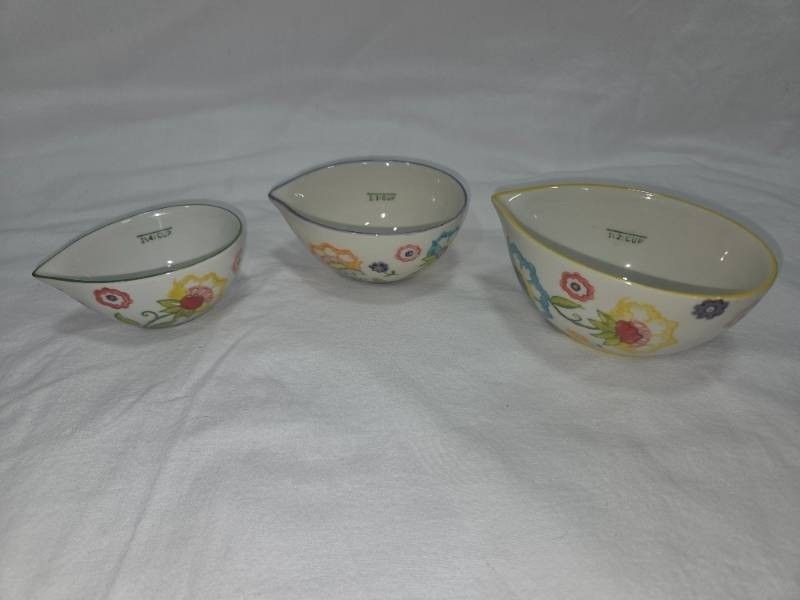 Pier 1 Measuring Cups