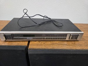 Pioneer AMFM Tuner