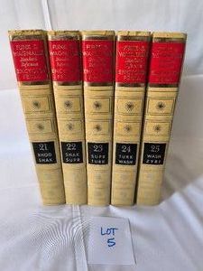 Vintage Funk & Wagnalls Encyclopedia