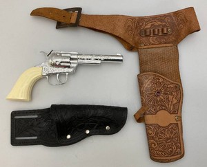 Vintage Cap Gun With Holster & Very Old Holster