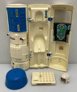 1980s KENNER Six Million Dollar Man Bionic Transport And Repair Station With Extras 16