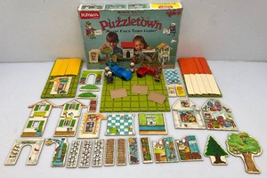Vintage Playskool Richard Scarrys Puzzletown Set D Mayor Foxs Town Center (Seems Complete) In Original Box