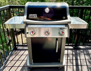 Weber Spirit Gas Grill With Cover & Propane Tank