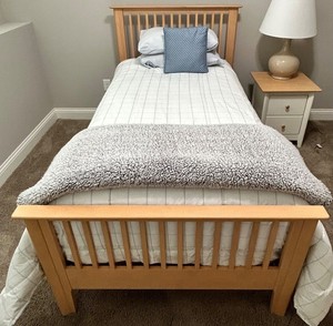 Nadeau Maple Twin Bed Frame With Serta Perfect Sleeper Mattress & Bedding