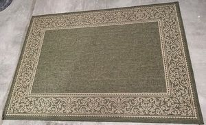 Green Patterned Area Rug