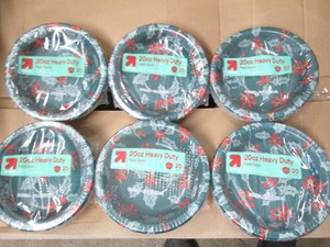 6 Packs of 20 paper bowls...