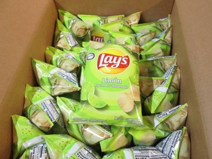 24 Lays Limon potato chips dated Fe...