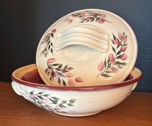 LR - Vintage Artisan Crafted Pottery Covered Casserole Dish - Signed