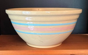 LR - Vintage Yellow Ware Mixing Bowl