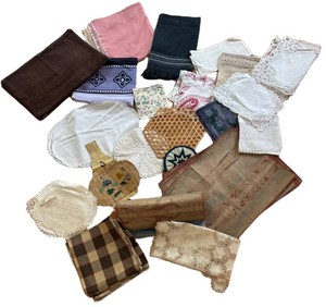 LR - Linens - Placemats, Tablecloths, Napkins and More