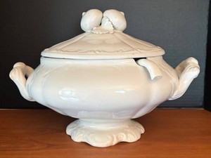 LR - Italian Soup Tureen