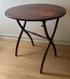 BR1 - Vintage Accent Table