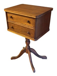 BR3 - Vintage Sewing Table