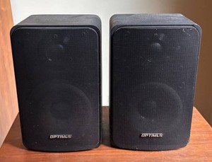 BR3 - Pair of Vintage Speakers - Optimus Pro 77