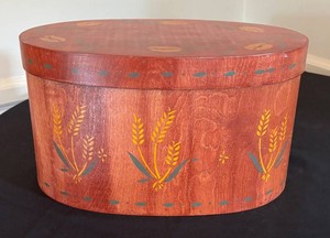 LR - Shaker Box Floral Accented Oval Wooden Box