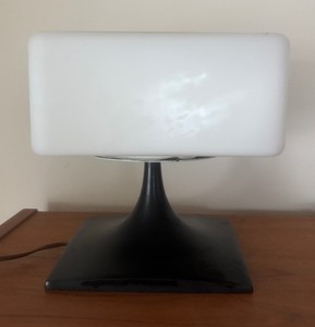 LLR - Vintage Table Lamp Laurel Lamp Mfg. Co.
