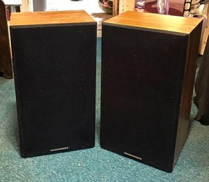 LLR - Pair of Vintage Marantz Stereo Speakers - Model SP 208