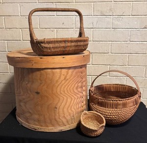 LLR - Vintage Shaker Box with Baskets