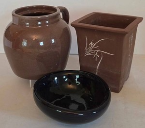 DR - Pottery Crock, Planter & Bowl Mixed Lot (Lot of 3)