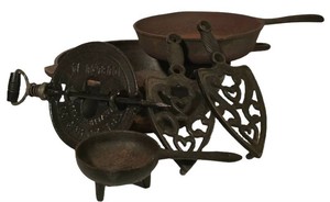 LL - Cast Iron Cookware & Rests Mixed Lot - Lodge 8CF, Wagnerware