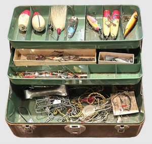 DR - Vintage Fishing Tackle Box & Contents