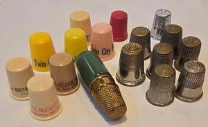 DR - Vintage Thimble Collection (Lot of 17)