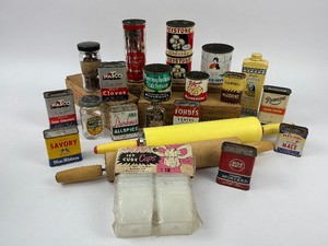 Vintage Kitchen Lot