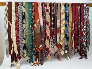 25 Vintage Mens Necktie Lot #4