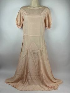Vintage Clothing Silk Dress Gown with Puffed Sleeves